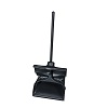 self closing dust pan